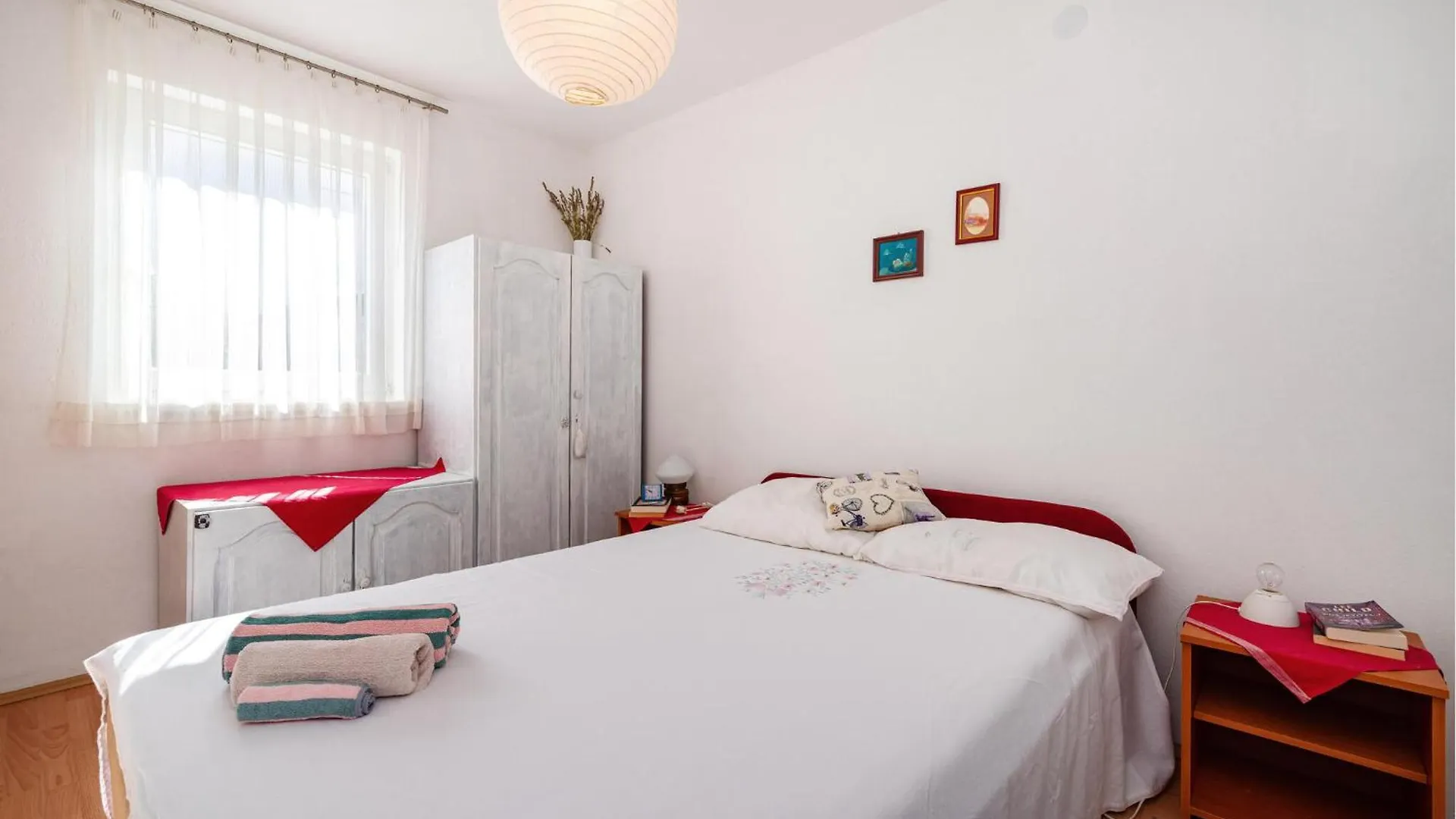 Holiday home Nice Home In Rovanjska With House Sea View