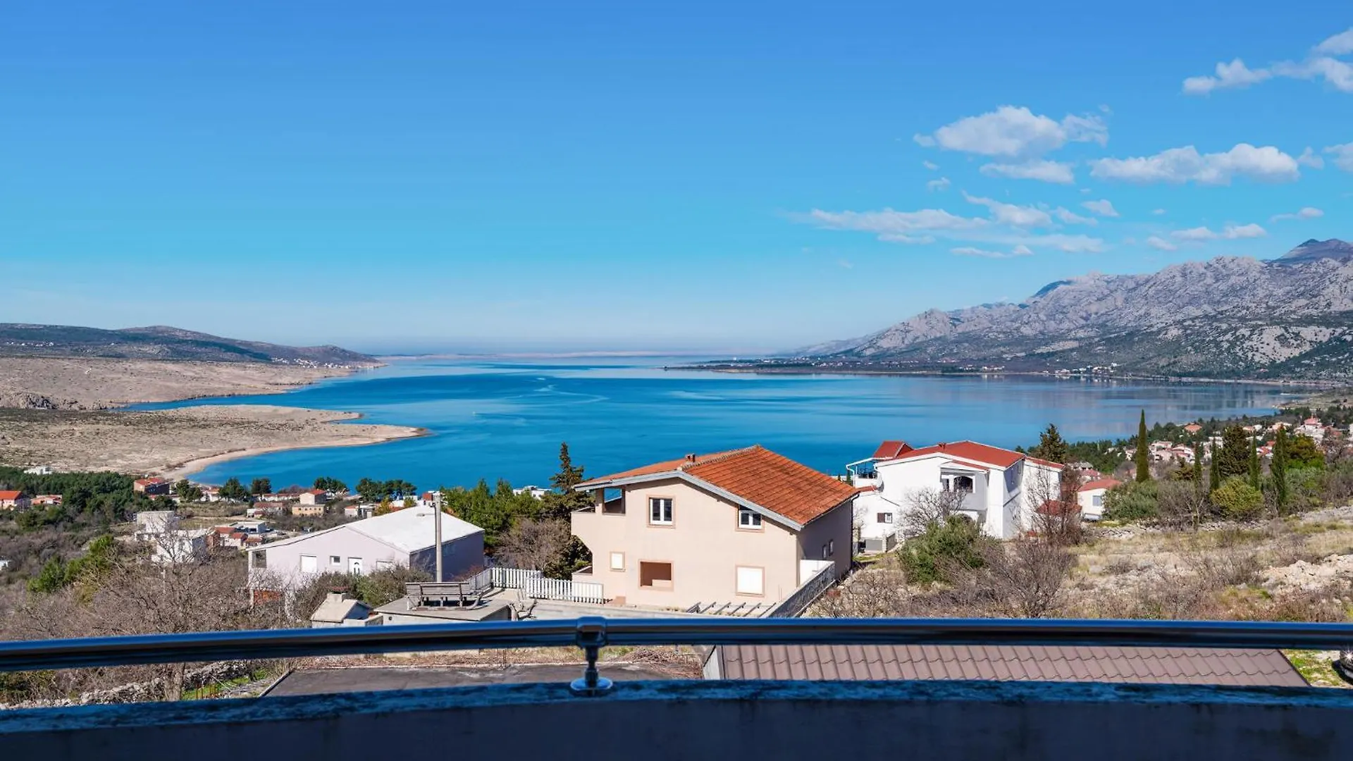 Holiday home Nice Home In Rovanjska With House Sea View